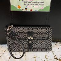 ราคา Coach คล้องมือลาย C เล็ก แท้% (5441726534)