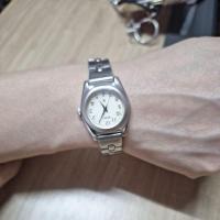 ราคา seiko ik lady quartz ขนาด 25mm สภาพสวยสายขนาดประมาณ 16cm (29131282696)