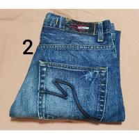 ราคา กางเกงยีนส์มือสองสภาพดี (21593878305)