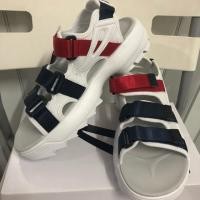 ราคา Fila disruptor sandal ของแท้ (2139436283)