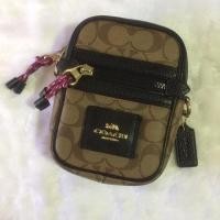 ราคา กระเป๋าทรงกล่อง Crossbody/Phone Bag Coach แท้ 100% มือ2 (4388826644)