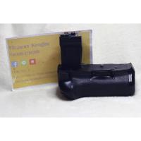 ราคา แบตเตอรี่กริป Meike Battery Grip For Canon EOS 550D/600D/650D/700D Rebel T2i T3i T4i T5i มือสอง (22900010882)
