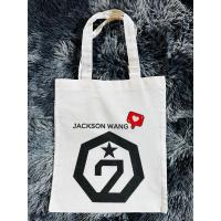 ราคา กระเป๋าผ้าสกรีนลาย GOT7 สีขาว #GOT7 #got7 #ถุงผ้า #สกรีนชื่อ ส่งจากไทยร้านในไทย (20251527364)