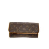ราคา LOUIS VUITTON shoulder bag Pochette Twin PM_Monogram Canvas PVC Brown Direct from Japan Secondhand (58004001539)