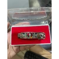 ราคา เลสเงิน รวย 84 ไตรมาส 48 เลส 4 บาท หลวงพ่อรวย วัดตะโก เป็นเลสข้อมือที่จัดสร้างขึ้นโดย หลวงพ่อรวย ปาสาทิโก แห่งวัดตะโก (28162069607)