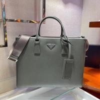 ราคา New Style Prada Fashion Men Must-Have!กระเป๋านักฆ่าซาฟเฟียโนเปิดตัวครั้งแรกพิเศษ, สายสะพายไหล่กว้างไนลอนไหล่ข้างเดียวกระเป๋าถือ ผู้สื่อสาร คุณภาพระดับเพดาน, เสน่ห์ผู้ชายแสดงเต็มที่ (56503809591)