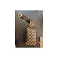 ราคา [CO220402851] Lv / Geronimos (16448872440)