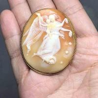 ราคา จิวเวอร์รี่มือสอง ของแท้ เข็มกลัดติดเสื้อ งานยุโรป Cameo แกะสลักมือจากหอย รูปนางฟ้า ตัวเรือนทอง 14k (3343206517)