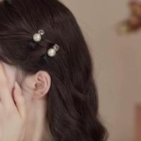 ราคา กิ๊บติดผมไข่มุกกระพริบเพชร สไตล์ชาแนล สำหรับทรงหน้าม้า (42676468107)