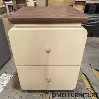 ราคา โต๊ะข้างเตียงพรีเมี่ยมที่เรียบง่ายครีมรอยัลครัวเรือนไม้เนื้อแข็งทั้งหมดบทคัดย่อโต๊ะข้างเตียงล็อครูปแบบสไตล์สดใสเฟอร์นิเจอร์สน นีโอ (53202525489)