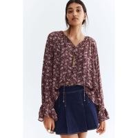 ราคา H&M(เอชแอนด์เอ็ม) เสื้อเบลาส์แขนระบาย ผู้หญิง 1307036_1 (40917040485)