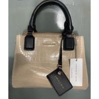 ราคา กระเป๋าcharles&keithงานoutletมือ2สภาพใหม่มาก (15845174120)