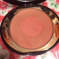 ราคา Charlotte Tilbury cheek to chic swish and pop blusher #ecstasy (7113277)