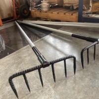 ราคา คาดใส่ด้ามพร้อมใช้ คราด คราดด้ามเหล็ก คราด 6 ฟัน พร้อมด้ามเหล็ก ด้ามยาว 1.25 เมตร คราดเก็บเศษหญ้า คราดโกยใบไม้ (11072621430)