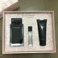 ราคา Narciso Rodriguez for her เซตน้ำหอม 100ml. + น้ำหอมขนาดพกพา 10ml. + Body Lotion 75ml. (2132022660)