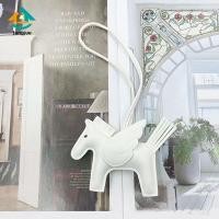 ราคา Fengjue 1 ชิ้น Angel Pegasus หนังจี้กระเป๋า Charm แฟชั่นอุปกรณ์เสริมที่ไม่ซ้ํากันโรแมนติกของขวัญวันเกิดสําหรับผู้หญิงและผู้ชาย TH (56905282251)