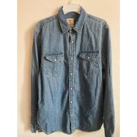 ราคา เสื้อเชิ้ตยีนส์ Gap มือสอง ผ้าบางไม่หนามาก สภาพดี Size L (23872494392)