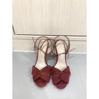 ราคา รองเท้าส้นเตารีด LYN แท้ สีแดงเลือดนก (18717084432)