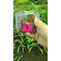 ราคา พริกลาบลุงสุข หมู-ไก่-ปลา ซองเล็ก ซองละ 10 บาท ลุงสุข แชมป์ลาบเมืองเหนือ สามปีซ้อน (12086041958)