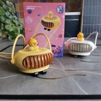 ราคา ( สินค้าส่งในไทย ) พัดลมDUCK UFO FAN 3600 MAh พัดลมพกพา พัดลมตั้งโต๊ะ พัดลมชาร์จไฟแบบหนีบ USB ลมแรง (21678819842)