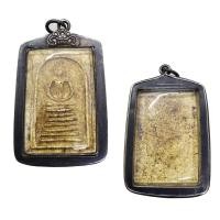 ราคา จี้พระ สมเด็จวัดเกศไชโย พิมพ์ 7 ชั้น พร้อมเลี่ยมแต่งกรอบแต่งเงินเก่า (24095468633)