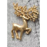 ราคา เข็มกลัดรูปกวาง Golden Reindeer ( ส่งพร้อมกล่องเครื่องประดับสุดหรูทุกชิ้น ) (1352178797)