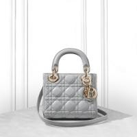 ราคา สินค้าแท้มือสอง กระเป๋า Dior Princess Diana กระเป๋าถือ กระเป๋าสะพายข้างผู้หญิง (42851187630)