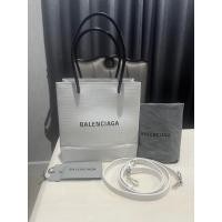 ราคา Used in good Balenciaga Shopping Tote Xxs (19671361002)