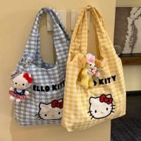 ราคา กระเป๋าผ้าใบคิตตี้น่ารัก/ กระเป๋าโท้ทลายการ์ตูนคิตตี้/กระเป๋าสะพายข้างผู้หญิง กระเป๋าสะพายสไตล์เกาหลี/อินกระเป๋าสะพายสไตล์/ใหม่อเนกประสงค์ความจุขนาดใหญ่กระ (53352794038)