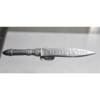 ราคา Q565มีดหมอหล่อ หลวงปู่หมุน วัดป่าบ้านจาน เนื้อเงินยวงลงยา ขนาด ร่วมด้าม 5 นิ้ว สภาพสวยๆ สมบูรณ์ (45652346486)