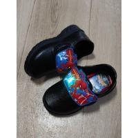 ราคา รองเท้านักเรียนหนังดำมีไฟ รองเท้าผ้าใบขาว มีไฟ ลายspiderman (28519102639)