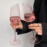 ราคา แก้วไวน์สีชมพูฝรั่งเศส แก้วไวน์เอียง แก้วแชมเปญ แก้วไวน์ กุณโฑ (46702005508)