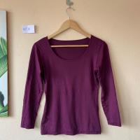 ราคา Uniqlo heattech เสื้อฮีทเทคแขนยาวสีม่วง Size M (19872474266)