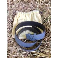 ราคา LOUIS VUITTON - Taiga Belt (Authentic) (9008241953)