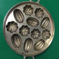 ราคา ชุดพิมพ์ทำขนมไข่พร้อมฝาปิด ทองเหลือง มือสอง (2911972103)