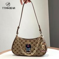 ราคา กระเป๋าทรงพอช แบรนด์แท้ TTWN BEAR สายหนังสะพายไหล่+สายโซ่ แถมฟรีปอมๆหมีทอง+ถุงแบรนด์ (15799305466)