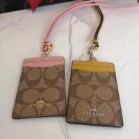 ราคา สายคล้องบัตร Coach แท้ (3737611731)