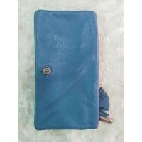 ราคา กระเป๋าสตางค์หนังแท้สีฟ้าแต่งพู่ (22630696296)