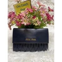 ราคา ส่งต่อ กระเป๋าสตางค์Miu Miu สีกรม หนังแกะ (19639153356)