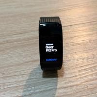 ราคา Smart watch Samsung Gear fit 2 Pro Smart watch มือสอง ของแท้ ราคาตอนเปิดตัว6,000 ใช้งานปกติหมด พร้อมใช้งาน (53602735792)