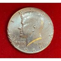 ราคา No1427 เหรียญสะสม Kennedy Half Dollar 1969 (Silver) ของสะสมเนื้อเงินแท้ สภาพตามภาพ (24547696201)
