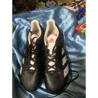 ราคา รองเท้าสตั๊ด Adidas พื้นปุ่มเหล็กSGขนาด42.5/270มือสองสภาพใหม่มากไม่ค่อยได้ใช้งาน (24759265500)