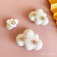 ราคา สร้างสรรค์ ไป่หยุน เครื่องประดับยืนต่างหูแสดงอุปกรณ์ประกอบฉากน่ารักเครื่องประดับยิงต่างหูยืนเมฆตกแต่ง (46052727281)