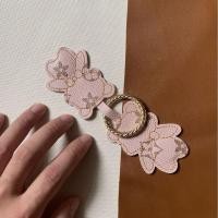 ราคา แบบพกพา ปู่ หมวกหมีคลิปแม่เหล็กป้องกันการหล่นหมวกกันแดดหัวเข็มขัดหนังแม่เหล็กที่แข็งแกร่งคลิปหมวกหมีหมวกคลิป (53551696337)