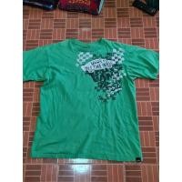 ราคา เสื้อมือสอง Vans อก20” (22721670432)