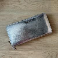 ราคา กระเป๋าตังค์ใบยาวซิปรอบ Jaspal สีเงิน (มือ 2) (25212126662)