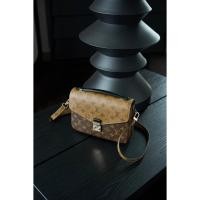 ราคา Louis Vuitton Pochette Metis สีทันสมัยพร้อมกระเป๋าสะพายข้างสำหรับผู้หญิง พื้นฐานด้วยวัสดุแคนวาสและขอบหนังวัว (52903050812)