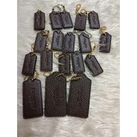 ราคา แท๊ค Coach สีมะฮอกกานี ของแท้ ของใหม่ Hangtag Keyring Keychain (16140496079)