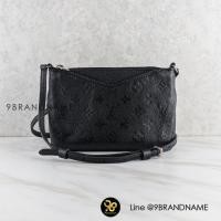 ราคา Louis Vuitton Pochette Pallas Uniformes Empreinte (21386813821)