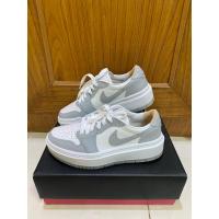 ราคา ส่งต่อรองเท้า Nike Air Jordan 1 Elevate Low สี Wolf Grey Size US 6.5 (23.5cm.) (40105497450)